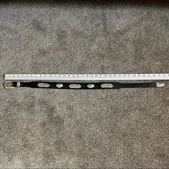 Resistol vintage genuine leather belt with silver feather accent. - Picture 5 of 5